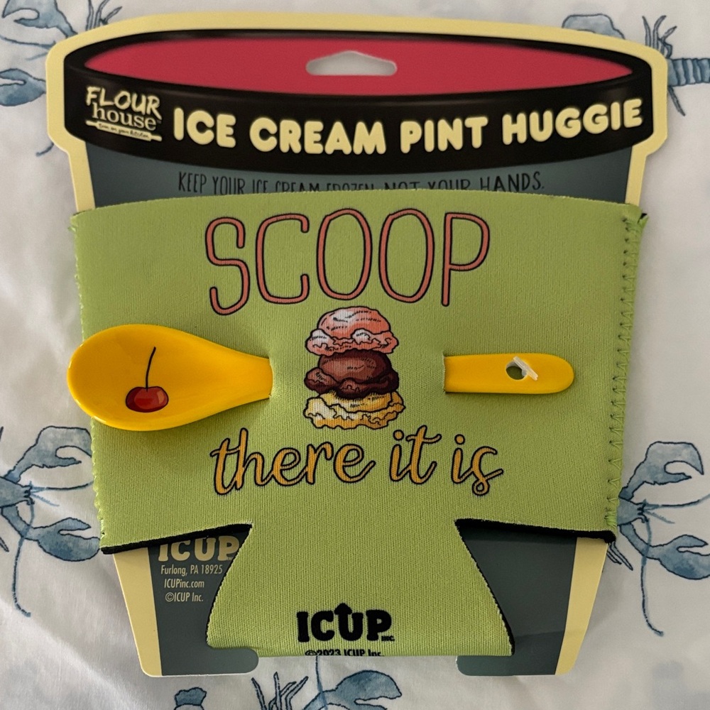 ICUP Ice Cream Pint Huggie with Yellow Spoon